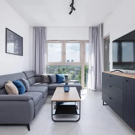 Charming Apartment With Parking In Katowice By Noclegi Renters Exterior photo
