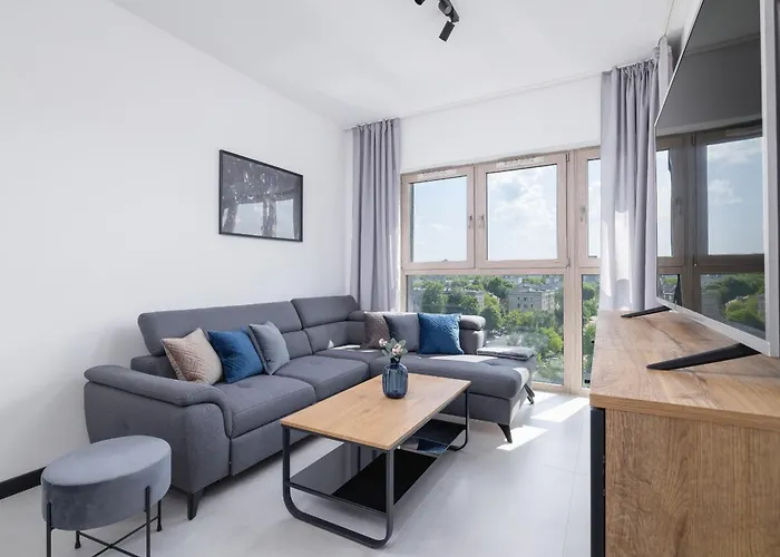 Charming Apartment With Parking In Katowice By Noclegi Renters