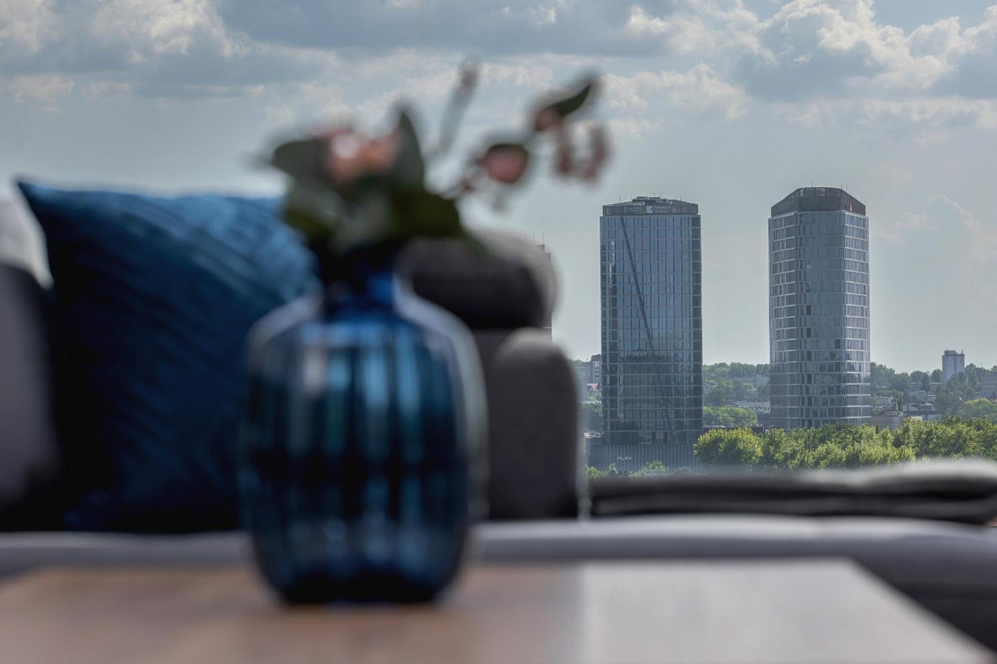 Charming With Parking In By Renters * Katowice