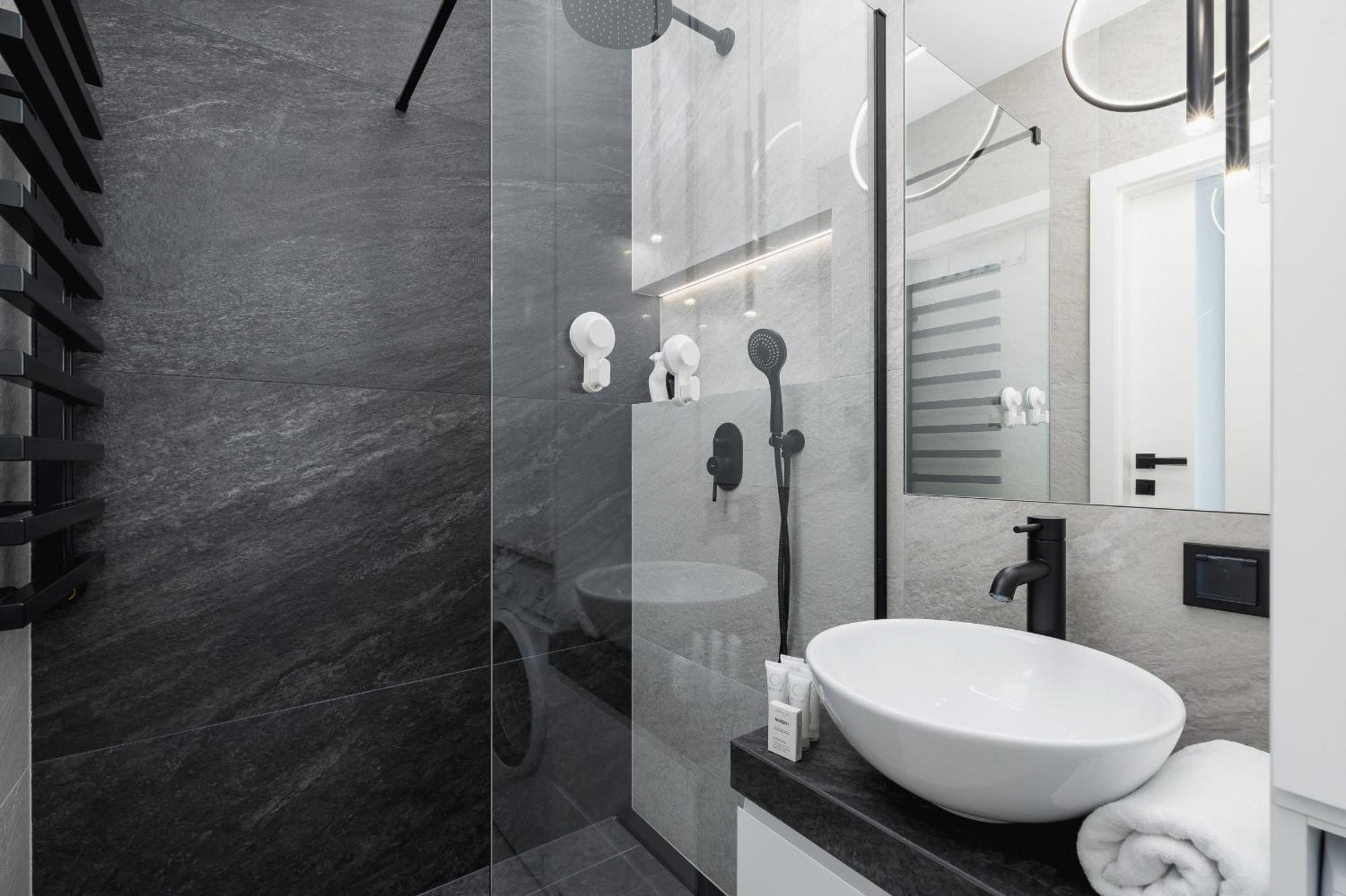 Charming With Parking In By Renters Katowice